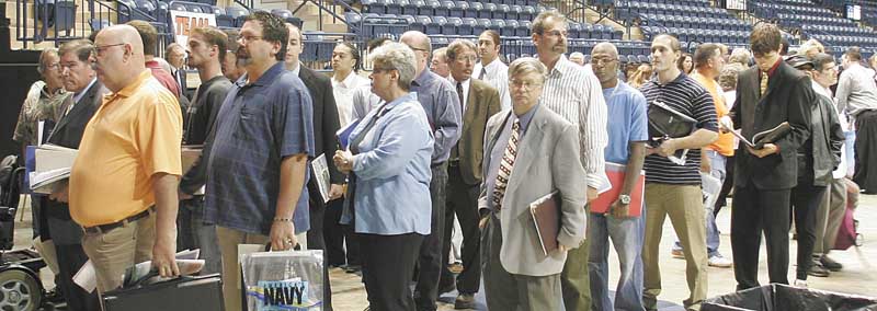 William D. Lewis The Vindicator Job seeker que up at Jobs Fair 9-15 in Younstown.