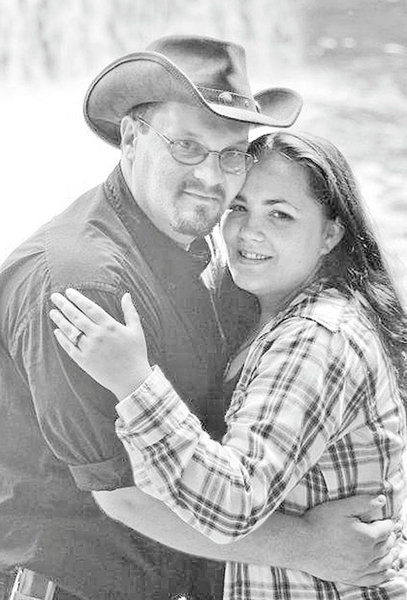 Wayne Olinger and Courtney Pellin