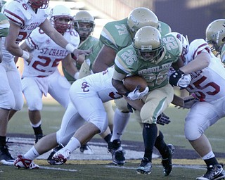 William D Lewis The Vindicator Usulines Akise Teague . during first qtr action Friday.