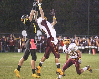 FOOTBALL - Special to The Vindicator/Nick Mays