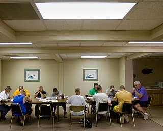 Geoffrey Hauschild|The VIndicator.6.29.2010.Pastor Kerry Dean leads Ohio Valley teen Challenge residents in a bible study class at the center.