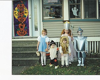 Desiree' Bradford, Skye Ingram, Hope Ingram, Kyrstin Bradford and Derrek Bradford, all cousins from Struthers, were off to see the wizard dressed as their favorite Oz characters. Photo sent in by Sue Bradford.