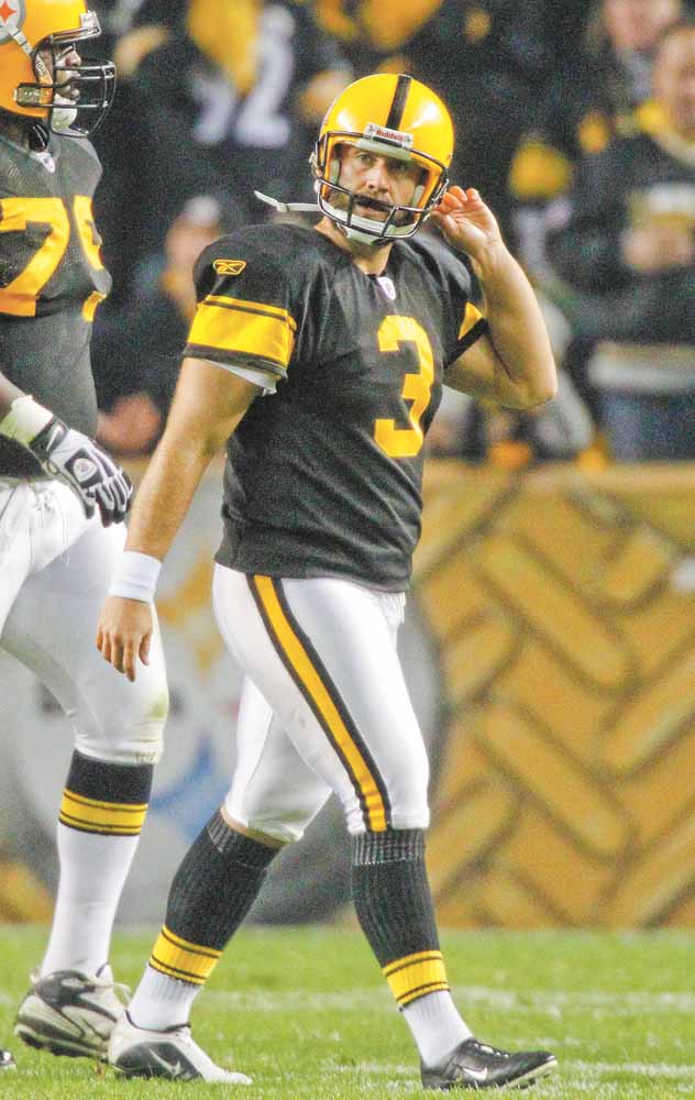 In this Nov. 14, 2010, file photo,  Pittsburgh Steelers kicker Jeff Reed (3) reacts after missing a field goal in the third quarter of an NFL football game against the New England Patriots in Pittsburgh. The Steelers cut Reed on Tuesday, Nov. 16, 2010. He began the season as one of the 10 most accurate kickers in NFL history but has been erratic all season. (AP Photo/Keith Srakocic, File)