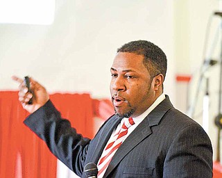 Yusuf Johnson of Cleveland, a Warren native and Harding High School graduate, told an audience at Beulah Baptist Church on the South Side on Sunday about the events that awoke him to the negative images that encourage young blacks to adopt unhealthy lifestyles.