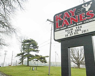 Kay Lanes in Girard is closing.