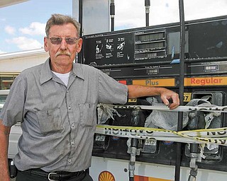 Fred Ross’s garage was the last the place offering gas services in New Middletown. But a year ago, contract negotiations with gas suppliers stalled, forcing Ross to stop selling gas.