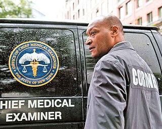 Tony Todd as Bludworth in New Line Cinema’s horror film “FINAL DESTINATION 5,” a Warner Bros. Pictures release.