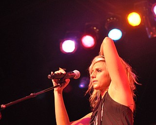 Sarah Turner performs at Gossip in Austintown on August 12, 2011.