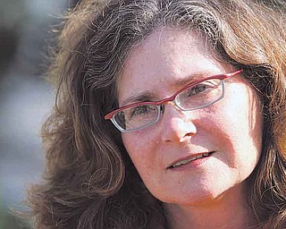 Sherry Linkon, Youngstown State University faculty spokesperson, discusses the union’s reaction to the university’s contract offer. The faculty union is expected to vote this afternoon; rejection of the offer could signal a strike beginning on Friday.