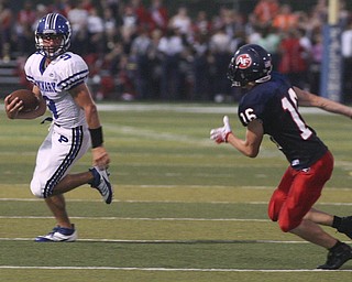 ROBERT K. YOSAY | THE VINDICATOR --..Poland Bulldogs at Fitch Falcons Friday Night Game.--30-..(AP Photo/The Vindicator, Robert K. Yosay)