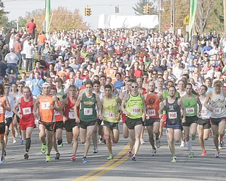 William D. Lewis|The Vindicator Start of Peace Race Sunday on Kirk Rd.