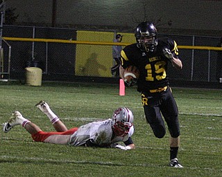 FOOTBALL - (19) Nick Blower takes off for a score Friday night in Crestview. - Special to The Vindicator/Nick Mays