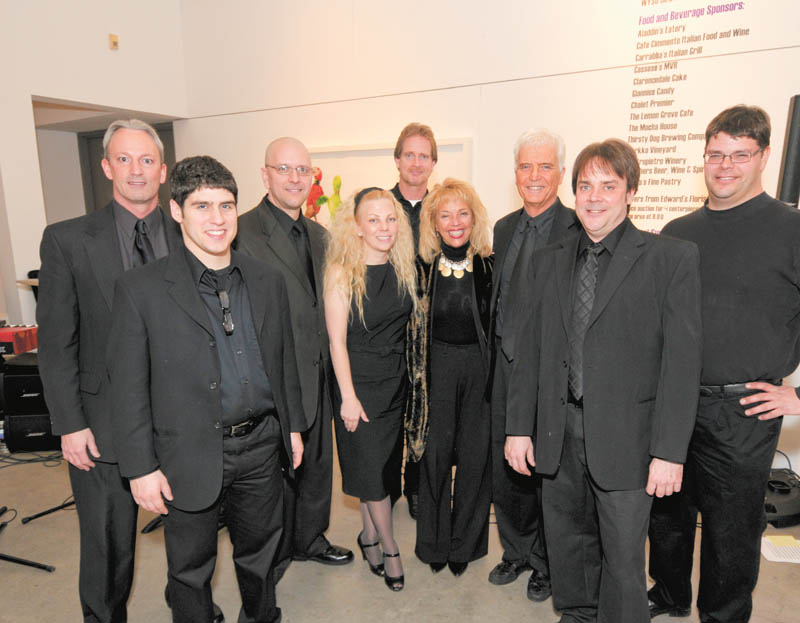 The Second Avenue Project will provide music — everything from Swing to Top 40 — to keep patrons dancing at the Mad About the Arts benefit, set for Feb. 24 at the McDonough Museum of Art in Youngstown.