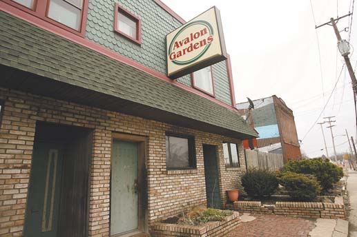 Avalon Gardens, a longtime bar and restaurant on Youngstown’s North Side, closed for good Friday night, four months after its owner Jim Donofrio went missing.