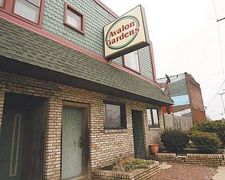 Avalon Gardens, a longtime bar and restaurant on Youngstown’s North Side, closed for good Friday night, four months after its owner Jim Donofrio went missing.