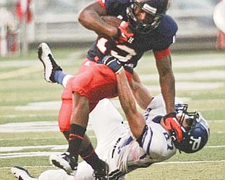 Fitch senior running back Will Mahone will sign his national letter-of-intent with Notre Dame today. He is one of eight Mahoning Valley players who will sign with Football Bowl Subdivision programs.