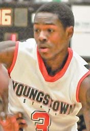 On Monday, Youngstown State guard Kendrick Perry (3) became the first sophomore to be named to the All-Horizon League first team.
