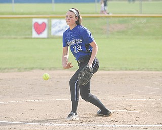 Jackson Milton’s Paije Kiraly begins pitching during the first inning in the Bluejays’ recent tournament game against the Western Reserve Blue Devils. Kiraly and the Bluejays play Mathews in the Division IV regional
semifinal on Wednesday.