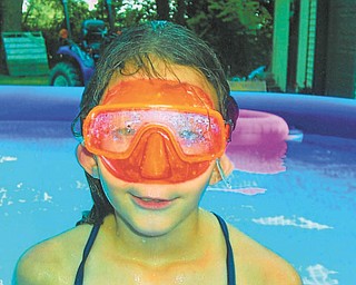 Hunter Oliva gets ready for a dive.