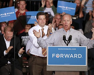 ROBERT K. YOSAY | THE VINDICATOR --..Vice President Joe Biden made several stops in the area on Friday as he stopped in the UAW 1714 Mocha House and the Canfield Fair...(AP Photo/The Vindicator, Robert K. Yosay)