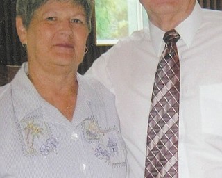 Mr. and Mrs. Paul Hvizdos