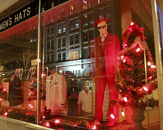 William d LEwis The Vindicator Silvers Vogue shop decorated window in downtown y-town.