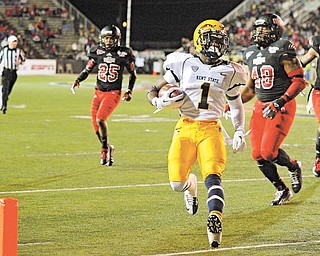 Kent State running back Dri Archer crosses the goal line to score against Arkansas State in the second quarter of the GoDaddy.com Bowl in Mobile, Ala.