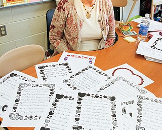 Peggy Yuhas, a tutor at Youngstown’s Taft Elementary School, organized a project involving Taft fourth-graders
writing valentines to soldiers at the Department of Veterans Affairs Medical Center in Pittsburgh.