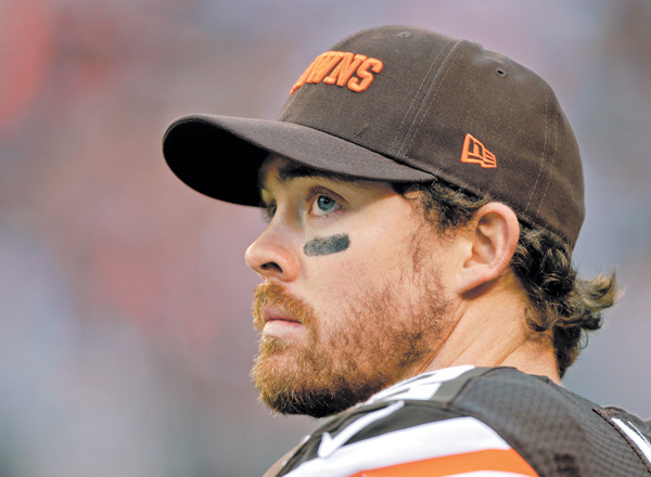 Cleveland Browns quarterback Colt McCoy, who became expendable when Cleveland signed veteran free agent Jason Campbell last week, was traded Monday to the San Francisco 49ers.