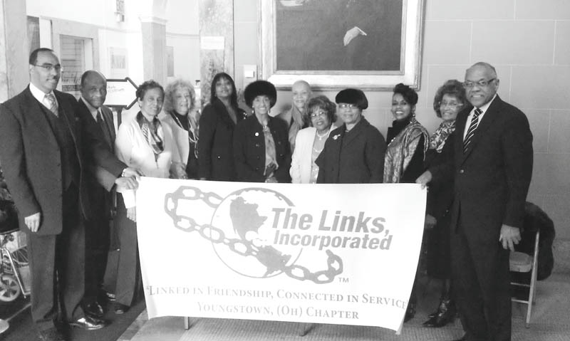 SPECIAL TO THE VINDICATOR
The Links Inc. Youngstown Chapter sponsored a tour of the Butler Institute of American Art as the culmination of Black History Month. It featured the viewing of a portrait of the late Dr. Luther June Shipmon, father of Link president, Krishmu Shipmon. The work was done by Al Bright, the husband of Virginia Banks-Bright and brother-in-law of Glenda Newell Harris, Link national vice president. Other art by notables in Black History dated back to the Civil War era. The tour included Connecting Links, Heir-o-Links, friends of Links and Alumnae members. Alumna Link Joanne Blunt, docent of the museum, 
facilitated the tour. Shown with the Links Banner are Sterling Williams; Al Bright; Joanne Blunt; Martha Jones; Margaret Staples; Juanita Williams; Virginia Banks-Bright; Janice Beachum, vice president; Sarah Brown-Clark; Krishmu Shipmon, president; Anne Cobbin; and Charlie Staples.