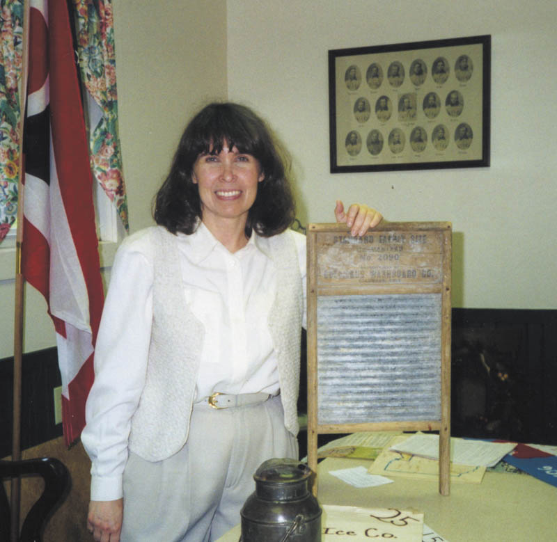 SPECIAL TO THE VINDICATOR
Billie Neuman will be recognized for compiling items for the traveling trunk that was taken into Niles classrooms in the past. The students now come to the Thomas House to view the artifacts and learn about Niles history. She will be a part of the Niles Historical Spring Banquet, which will begin at 6 p.m. Wednesday at Ciminero’s Banquet Centre, 123 N. Main St., Niles. Tickets, at $20 per person, can be purchased by calling 330-544-2143.


