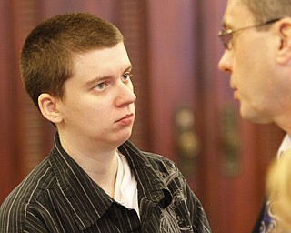 ROBERT K. YOSAY | THE VINDICATOR
Ashley Shubert listens as her attorney walter Ritchie -explain the plea -
26-year-old Warren woman is headed to prison for the next three years over sexual activity with a minor girl she befriended in 2012.
Ashley Shubert of Niles Road appeared for sentencing Thursday before Judge John M. Durkin of Mahoning County Common Pleas Court on one count of rape and two counts of felony gross sexual imposition.