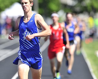 Lakeview runner Eric Harris of Lakeview sprints to the finish line to finish 2nd during the boys 1600 meter run. 