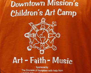 ROBERT K. YOSAY | THE VINDICATOR
the Downtown Mission’s Children’s Art Camp, currently under way at St. Columba Cathedral parish hall about 25 participants enjoy the activities.