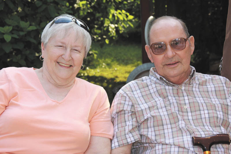 MR. AND MRS. BILL KIDDER