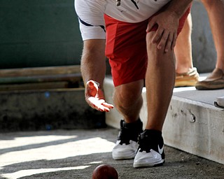 MADELYN P. HASTINGS | THE VINDICATOR

Nick DeCesare plays bocce during the Cardinal Mooney bocce social at the MVR on Sunday. 