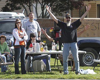 . ROBERT K. YOSAY | THE VINDICATOR...John Daltorio and freinds had the first unofficial race rest stop on Kirk Rd. about a 100 yard from the race start.The 39th Annual Peace Race - with over 2000 runners on a beautiful October day