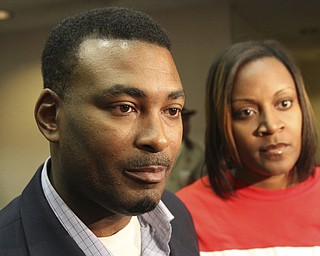 William d Lewis The Vindicator DeMaine Kitchen andhis wife Leslie Kitchen react to the results during election night party in downtown Youngstown. HE LOST.