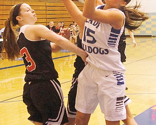Lakeview’s Alli Pavlik scored her 1,000th career point Dec. 2 against Struthers and broke her own school record for points in a game (56) on Dec. 19 against Campbell. Pavlik is now just 37 points away from becoming the
Bulldogs’ most prolific scorer by surpassing Ali Gagne’s all-time career mark of 1,172.