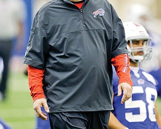 Bills defensive coordinator Mike Pettine is reportedly meeting with the Browns for the third time today in Cleveland.
