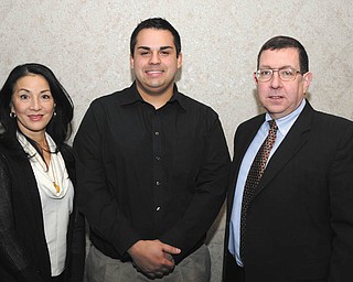 SPECIAL TO THE VINDICATOR
Three people will receive honors during the American Cancer Society’s Cattle Baron’s Ball on March 15. From left, cancer survivors Anita Lin and Jared Brauer will be recognized along with Dr. Robert Marx, a surgeon at ValleyCare Northside Medical Center.