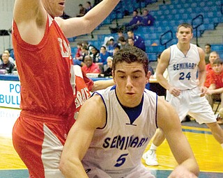 Poland senior Jacob Wolfe will lead the top-seeded Bulldogs in the Division II Warren district, while LaBrae
senior Peyton Aldridge and the top-seeded Vikings aim to win another Division III title at the Howland district.