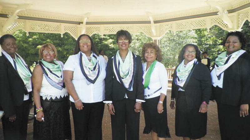 SPECIAL TO THE VINDICATOR
Epilson Mu Omega and Delta Delta chapters of Alpha Kappa Alpha Sorority are sponsoring a Founder’s Day celebration from 11 a.m. to 3 p.m. Saturday at Avalon Golf and Country Club at Squaw Creek, 761 Youngstown-Kingsville Road SE, Vienna. Founder’s Day Committee members, from left, are Dorothy Davis; Alnita Bryant Russell (now deceased); Deanna Brown; Annie Constant, president; Dr. Joan L. Boyd, chairman; Dr. Joanne Washington; and Theresa Yarboro. The event will include a fashion show, lunch and vendors. The cost is $30 each and tickets are available from any member of either chapter or call Dr. Boyd at 330-788-9873.