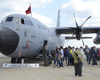 Katie Rickman | The Vindicator.A line forms outside of an Air Force Hurricane Hunter at Thunder Over the Valley.
