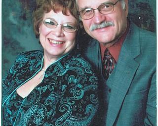 Mr. and Mrs. Robert Chmelik