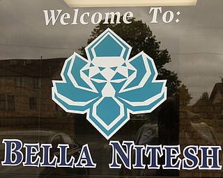        ROBERT K. YOSAY  | THE VINDICATOR..Deana Tareshawty  is a Spiritualist minister at Bella Nitesh  and offers programs and worshops on healing crystals- .. -30-