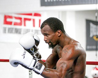 Southside Boxing Club fighter Willie Nelson will fight Vanes Martirosyan in a 10-round junior middleweight bout on Saturday night at Foxwoods Resort in Connecticut. Showtime will televise the bout.