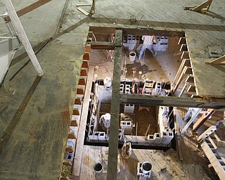        ROBERT K. YOSAY  | THE VINDICATOR..Putting in a new'lift' or elevator... in the back of the building will help mkae the building ADA compliant....Warrens' TECH belt energy innovation center on  courthouse square, right  next door to the Wean Foundation offices..the old Kresge'  business.-30-