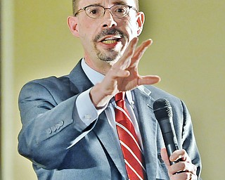 Jeff Lange | The Vindicator  John Allen, associate editor of Boston Globe and senior Vatican analyst for CNN, speaks to members of the First Friday Club of Greater Youngstown about Pope Francis, Thursday afternoon at Antone's Banquet Center in Boardman.