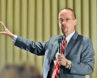 Jeff Lange | The Vindicator  John Allen, associate editor of Boston Globe and senior Vatican analyst for CNN, speaks to the First Friday Club of Greater Youngstown about Pope Francis, Thursday afternoon during the group's luncheon at Antone's Banquet Center in Boardman.